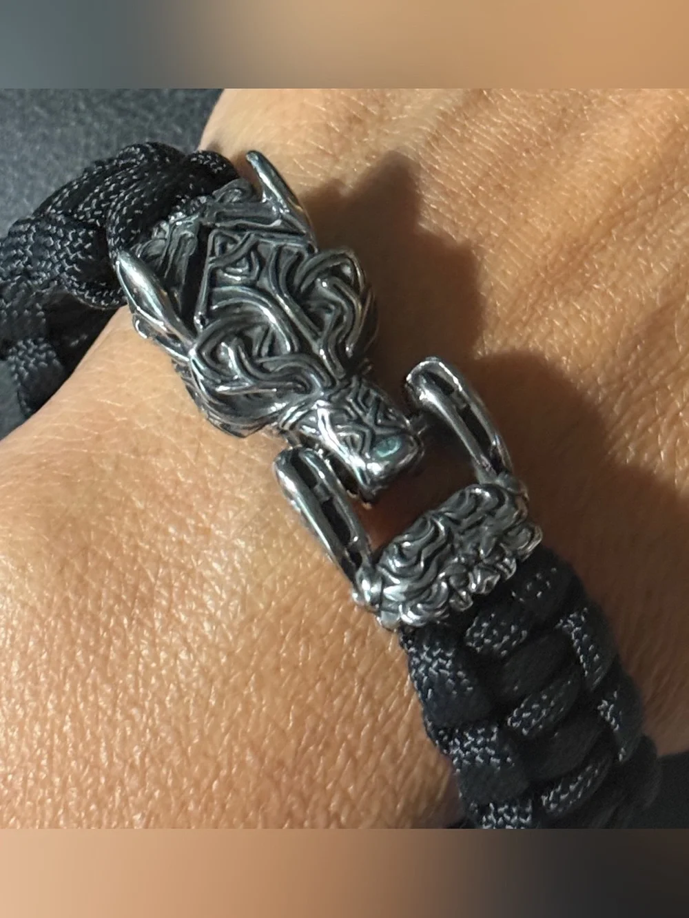 Stainless steel wolf head rope bracelet